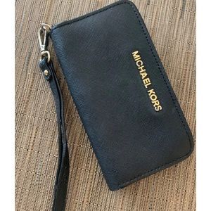Michael Kors Wristlet